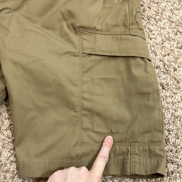 Vertx Dark Khaki Cargo Shorts - Size 30 Regular - Picture 3 of 8